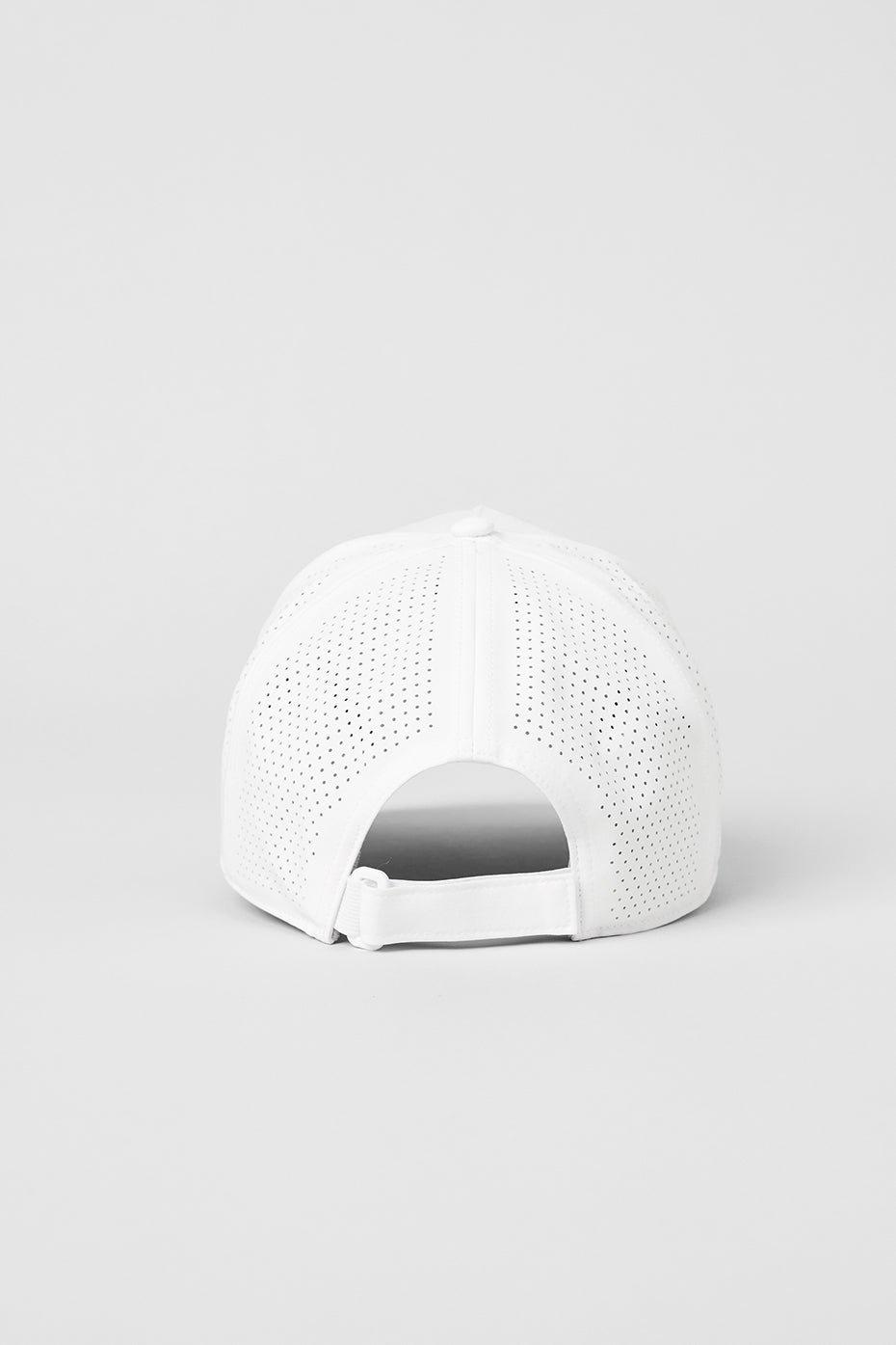 District Trucker White