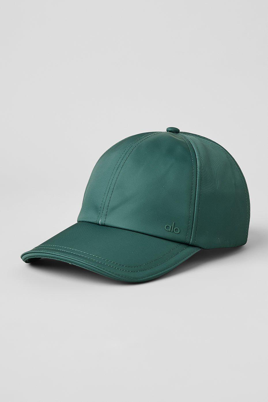 Satin Off-Duty Winter Ivy
