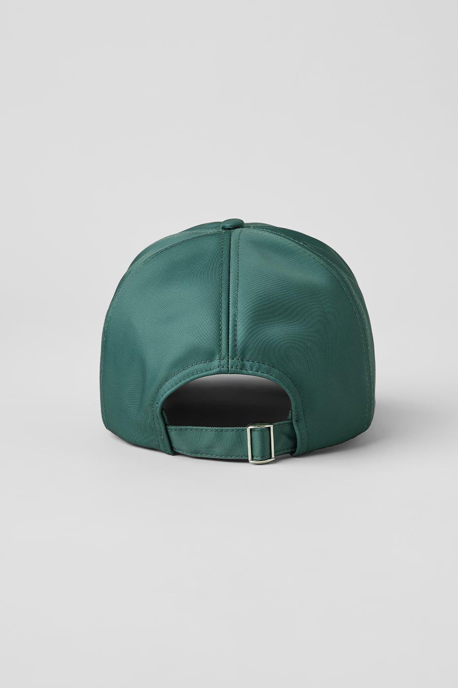 Satin Off-Duty Winter Ivy